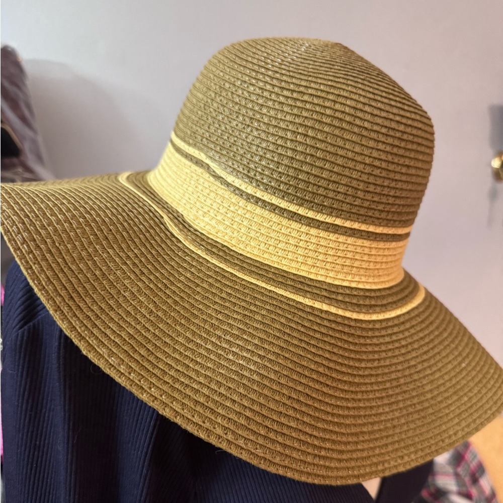 💕Bradley Mishka Hat